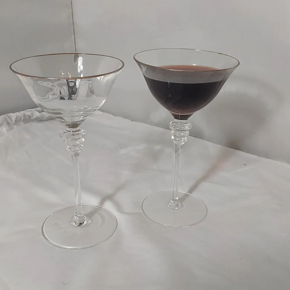 MIKASA‎ VINTAGE SOPHISTICATED  CHAMPAGNE/ SHERBET
